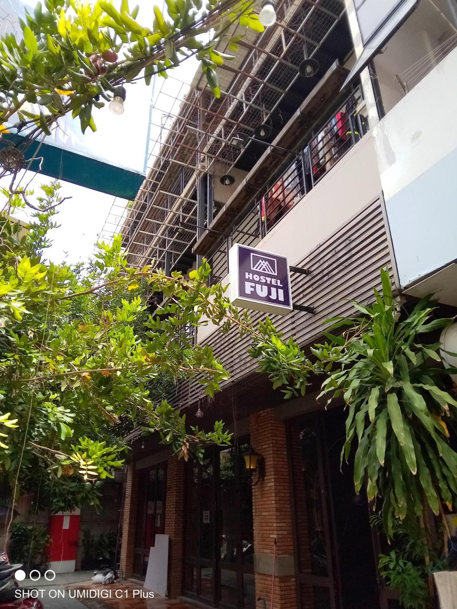 Hostel Fuji Phnom Penh Exterior photo