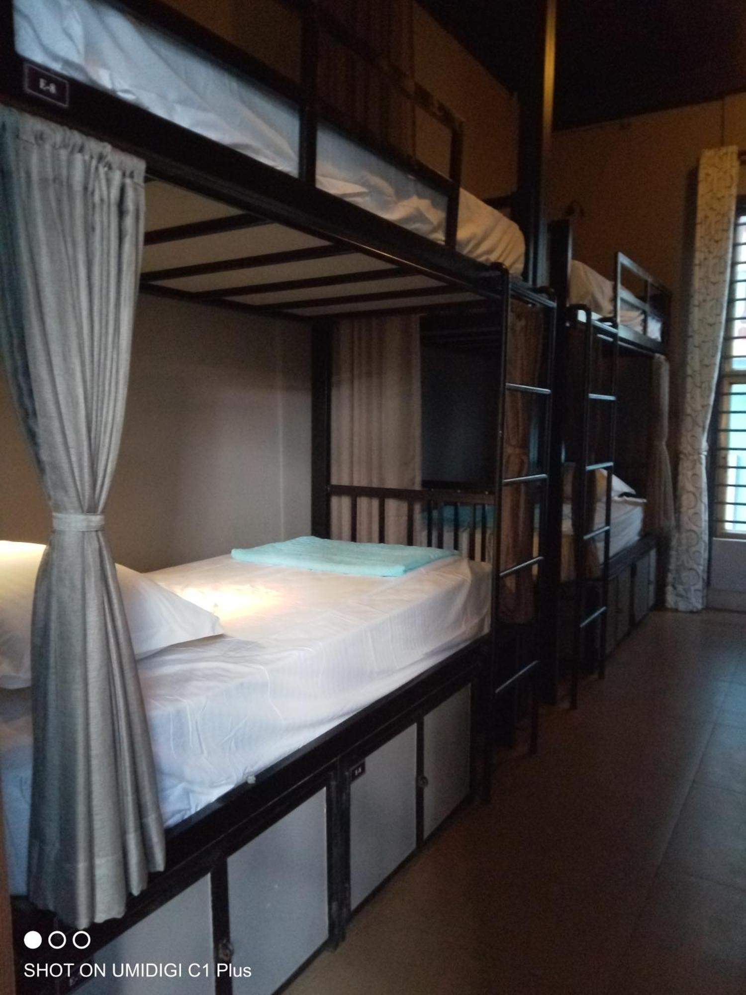 Hostel Fuji Phnom Penh Exterior photo