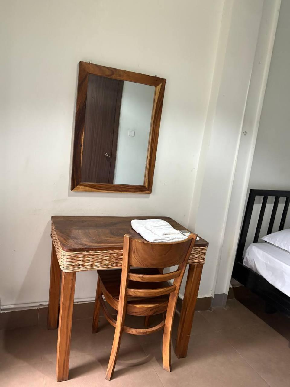 Hostel Fuji Phnom Penh Exterior photo